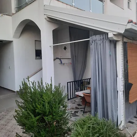 Darko Apartmán