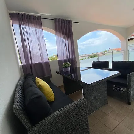 Darko Apartman Kornić